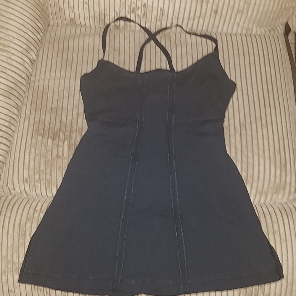 Lululemon tank top w/built in sports bra
